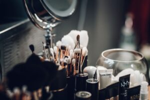 fotostrobi makeup 3081015 1920